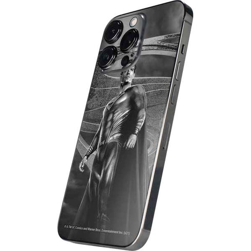 The Justice League (2017) Superman Poster iPhone 16 Pro Skin